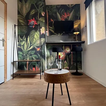 Apartment Jungle Boogie *
