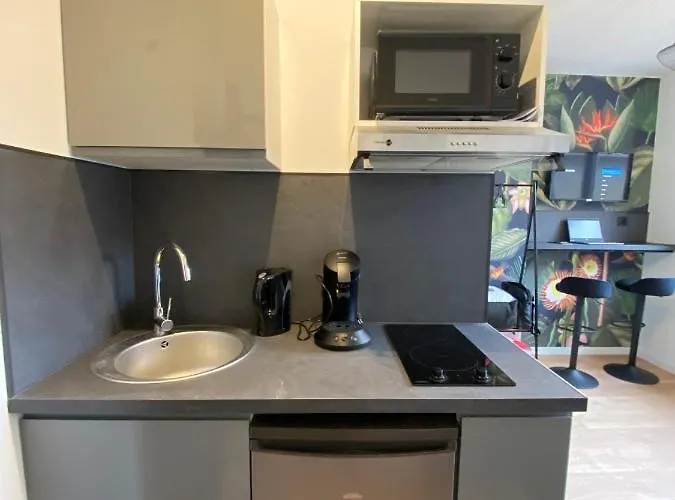 Jungle Boogie كاليه